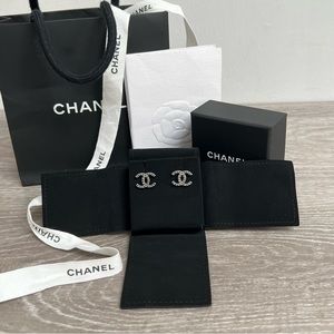 Authentic CHANEL Classic CC Stud Earrings in Gunmetal​​